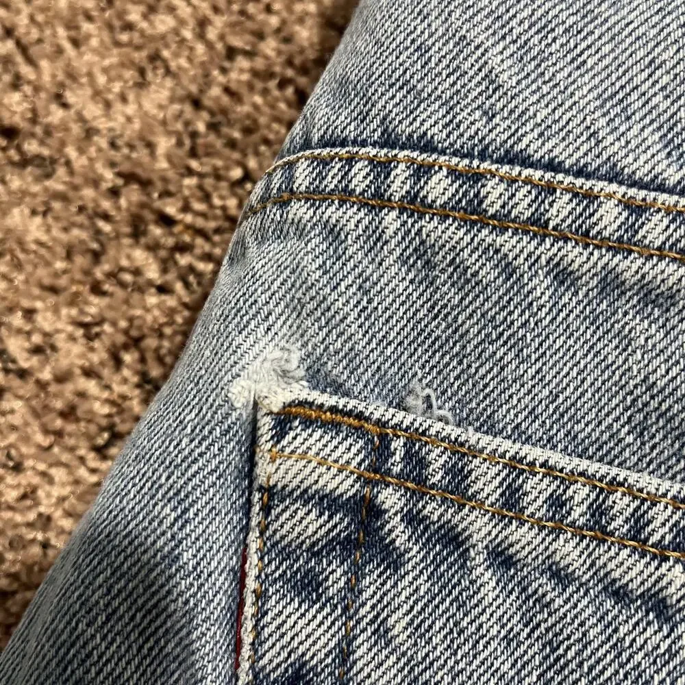 Vintage Levis 505 Jeans Mens 38x30 Light Wash Denim Regular Fit Straight Leg 90s